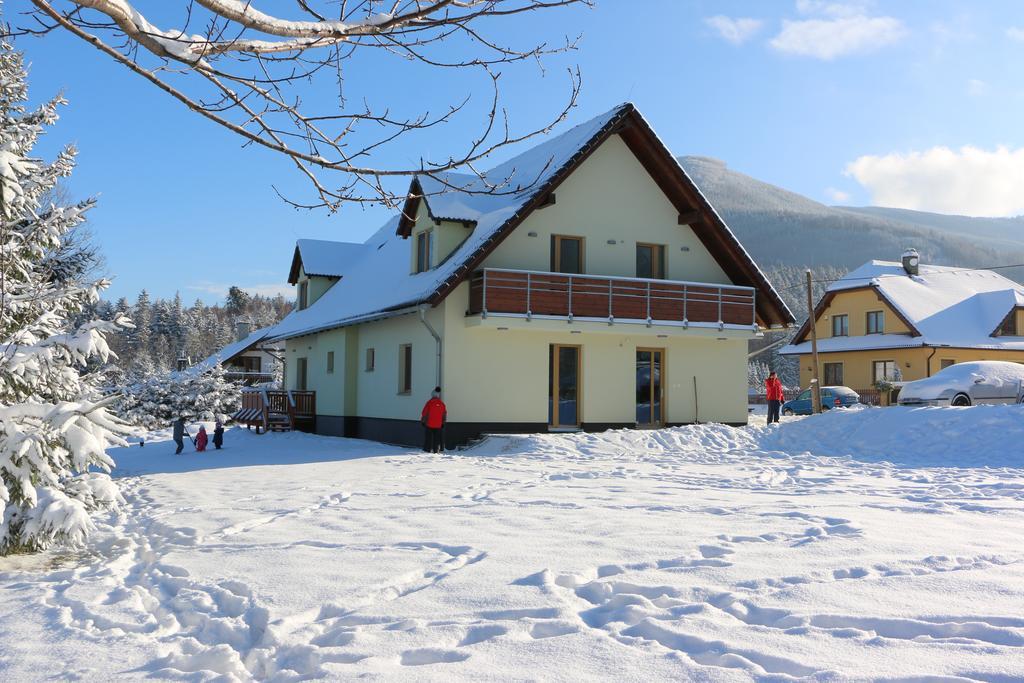 Penzion U Barana Trojanovice Exterior foto